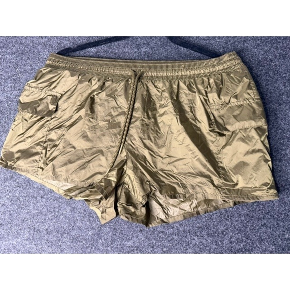 OFFLINE by Aerie Green Nylon Running Shorts Size M Athletic Pockets Drawcord